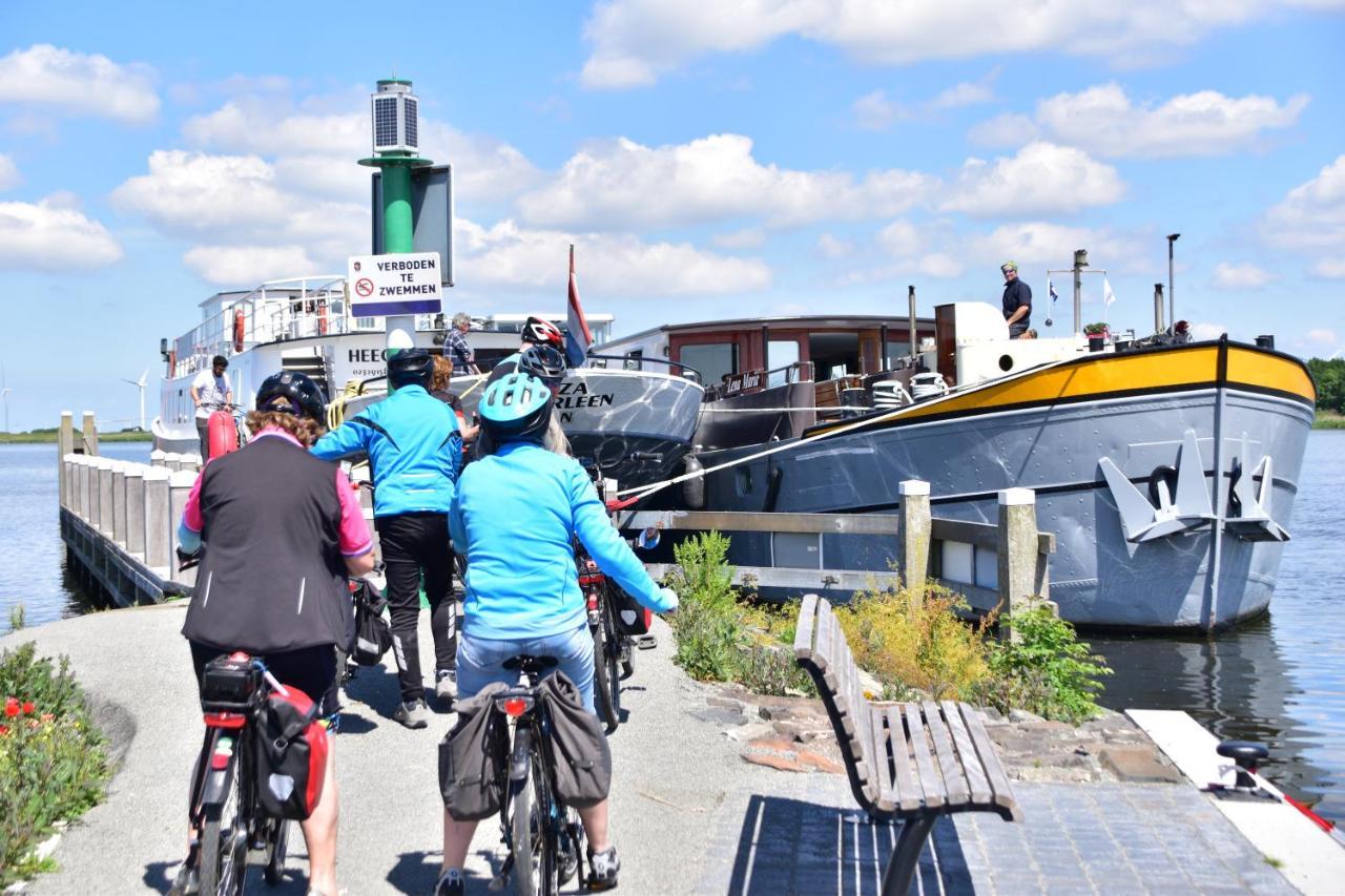 Unique Hotelboat Botel Lena Maria Amsterdam Ngoại thất bức ảnh